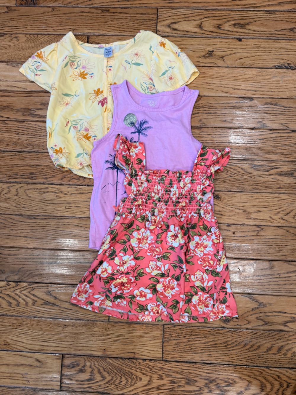 3 for 10!!  Or make an offer Girls 3-Piece top setYellow, Lavender, Coral